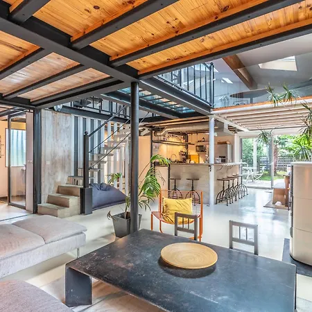 בית נופש Lakaz - Loft A